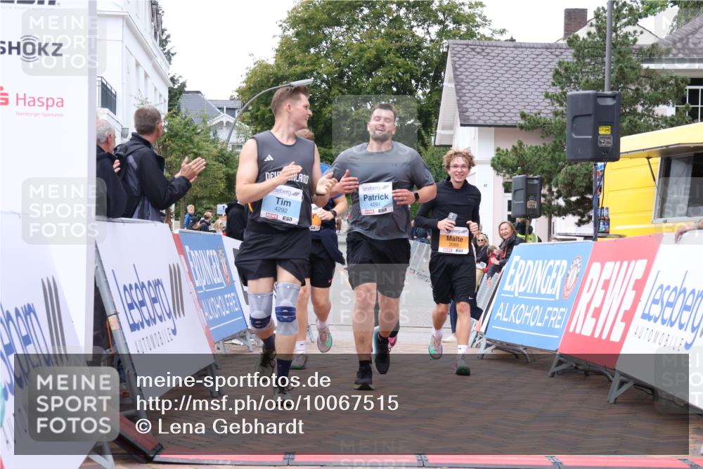 30.08.2026 - Blankeneser Heldenlauf Lena Gebhardt http://msf.ph/oto/10067515 30.08.2026 13:07:28 Ziel 2099, 2100, 2101, 4291, 4292 meine-sportfotos.de