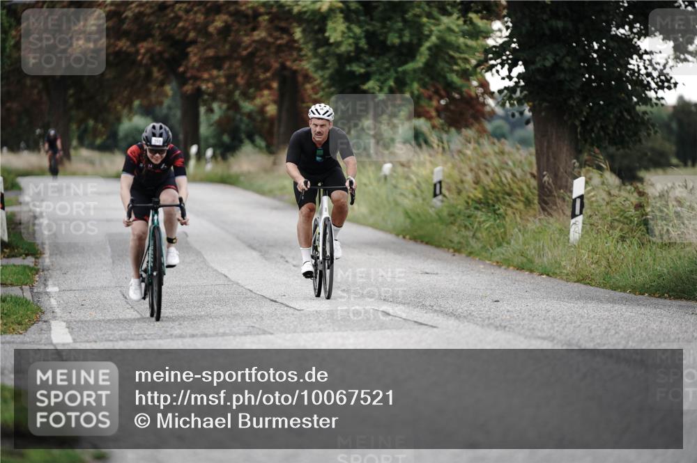 30.08.2026 - Elbe Triathlon Hamburg Michael Burmester http://msf.ph/oto/10067521 30.08.2026 09:17:07 Radfahren 358, 467, 495 meine-sportfotos.de