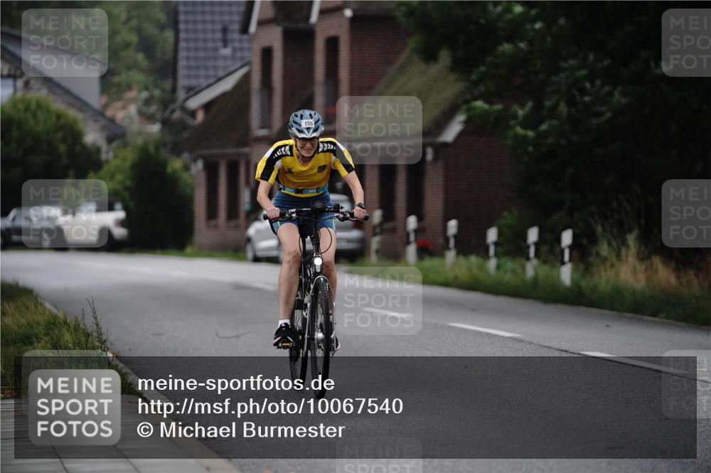 30.08.2026 - Elbe Triathlon Hamburg Michael Burmester http://msf.ph/oto/10067540 30.08.2026 15:44:15 Radfahren  meine-sportfotos.de