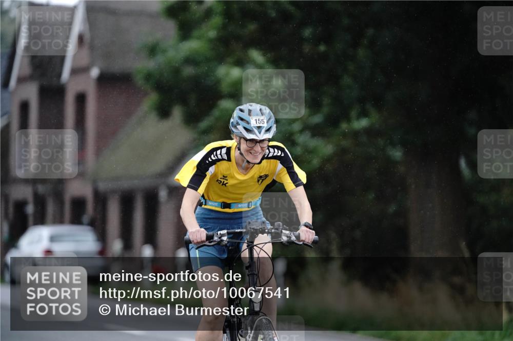30.08.2026 - Elbe Triathlon Hamburg Michael Burmester http://msf.ph/oto/10067541 30.08.2026 15:44:16 Radfahren  meine-sportfotos.de