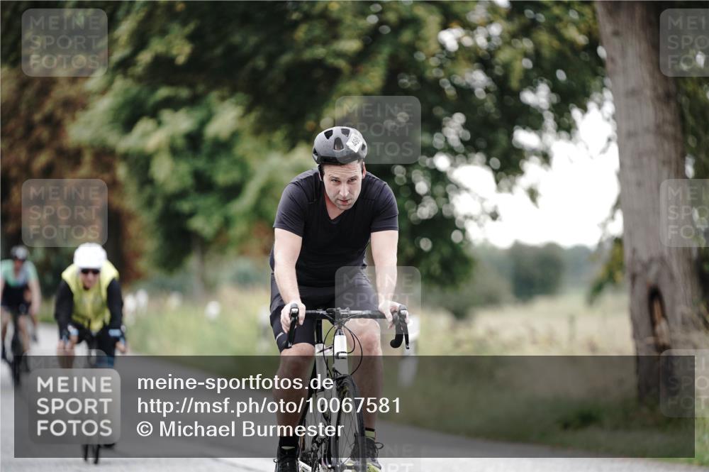 30.08.2026 - Elbe Triathlon Hamburg Michael Burmester http://msf.ph/oto/10067581 30.08.2026 09:17:45 Radfahren 218, 329, 364, 415, 433, 449, 490, 498 meine-sportfotos.de