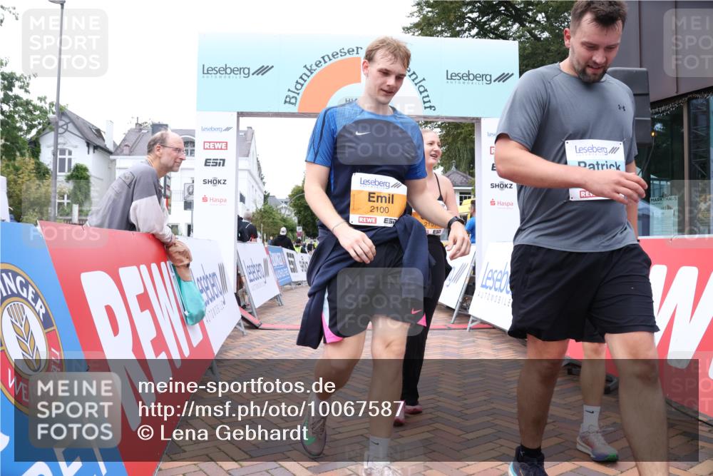 30.08.2026 - Blankeneser Heldenlauf Lena Gebhardt http://msf.ph/oto/10067587 30.08.2026 13:07:33 Ziel 2099, 2100, 2101, 4291, 4292 meine-sportfotos.de