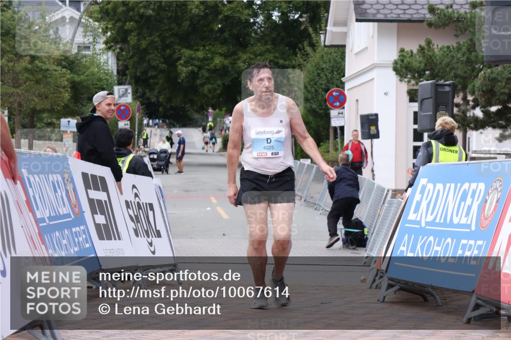 30.08.2026 - Blankeneser Heldenlauf Lena Gebhardt http://msf.ph/oto/10067614 30.08.2026 13:09:23 Ziel 4025 meine-sportfotos.de