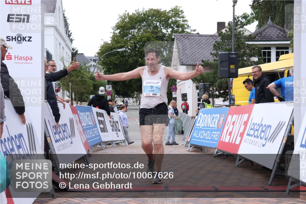 30.08.2026 - Blankeneser Heldenlauf Lena Gebhardt http://msf.ph/oto/10067626 30.08.2026 13:09:26 Ziel 4025 meine-sportfotos.de