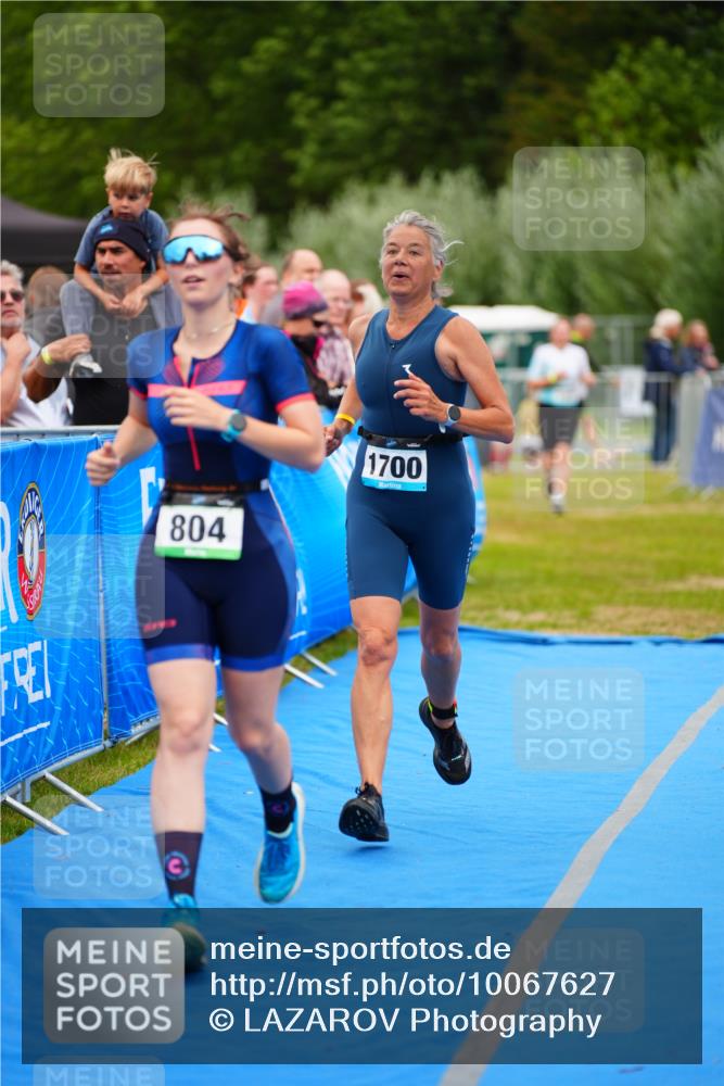 30.08.2026 - Elbe Triathlon Hamburg LAZAROV Photography http://msf.ph/oto/10067627 30.08.2026 12:24:37 Ziel 804, 1602, 1672, 1700 meine-sportfotos.de