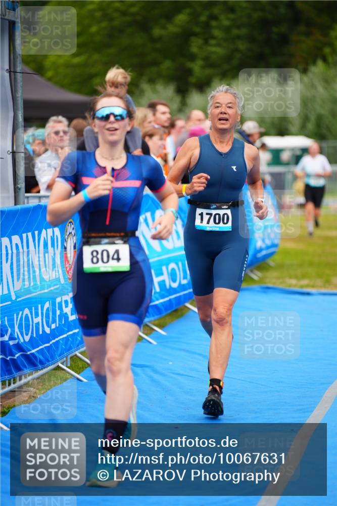 30.08.2026 - Elbe Triathlon Hamburg LAZAROV Photography http://msf.ph/oto/10067631 30.08.2026 12:24:37 Ziel 804, 1602, 1672, 1700 meine-sportfotos.de