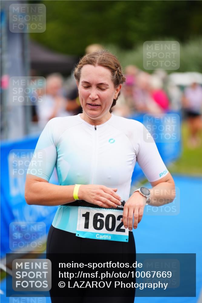 30.08.2026 - Elbe Triathlon Hamburg LAZAROV Photography http://msf.ph/oto/10067669 30.08.2026 12:24:47 Ziel 1571, 1602 meine-sportfotos.de