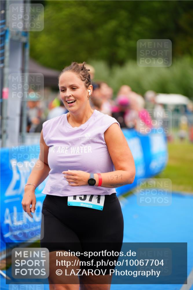 30.08.2026 - Elbe Triathlon Hamburg LAZAROV Photography http://msf.ph/oto/10067704 30.08.2026 12:24:57 Ziel 1524, 1571 meine-sportfotos.de