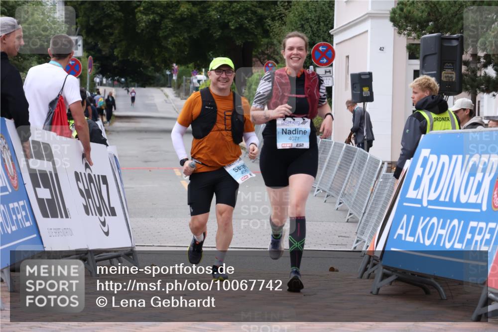 30.08.2026 - Blankeneser Heldenlauf Lena Gebhardt http://msf.ph/oto/10067742 30.08.2026 13:14:12 Ziel 4071, 4249 meine-sportfotos.de