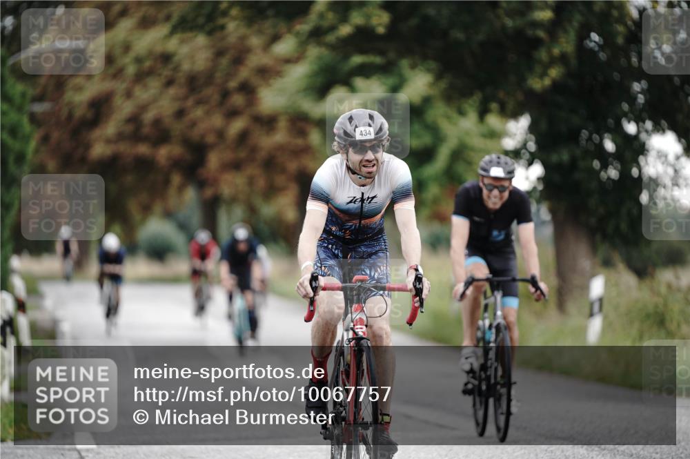 30.08.2026 - Elbe Triathlon Hamburg Michael Burmester http://msf.ph/oto/10067757 30.08.2026 09:19:38 Radfahren 183, 266, 312, 368, 434, 451, 502, 520, 567, 597 meine-sportfotos.de