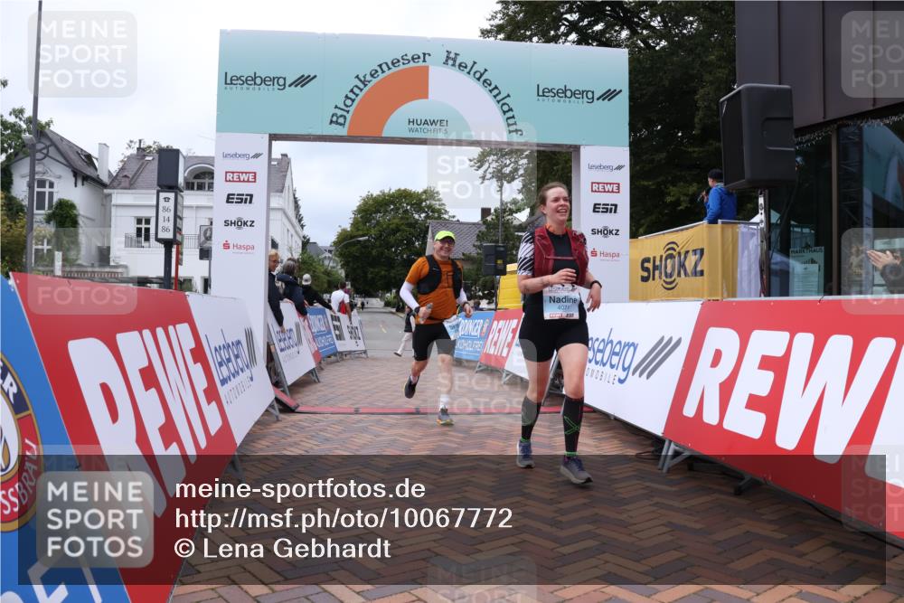 30.08.2026 - Blankeneser Heldenlauf Lena Gebhardt http://msf.ph/oto/10067772 30.08.2026 13:14:15 Ziel 4071, 4249 meine-sportfotos.de