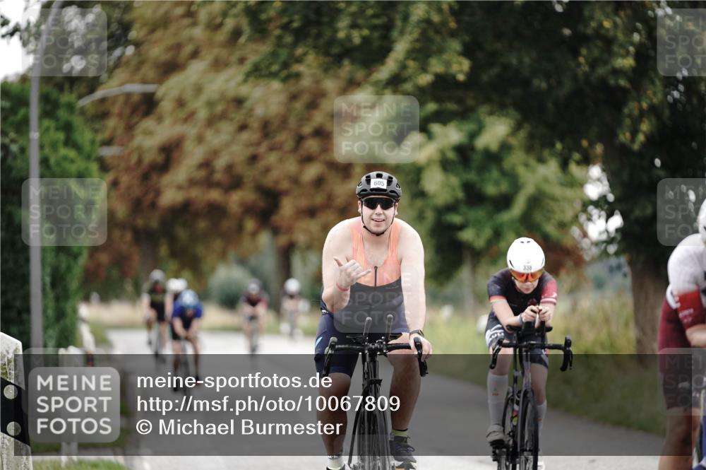 30.08.2026 - Elbe Triathlon Hamburg Michael Burmester http://msf.ph/oto/10067809 30.08.2026 09:25:37 Radfahren 192, 294, 338, 349, 446, 605 meine-sportfotos.de