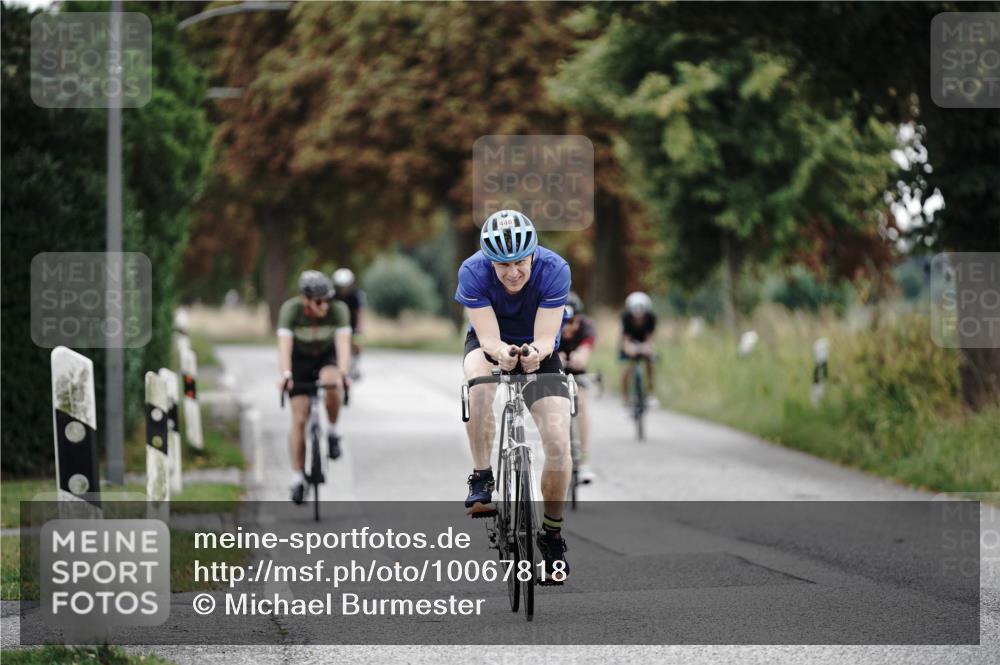 30.08.2026 - Elbe Triathlon Hamburg Michael Burmester http://msf.ph/oto/10067818 30.08.2026 09:25:40 Radfahren 192, 294, 331, 338, 446, 605, 619 meine-sportfotos.de