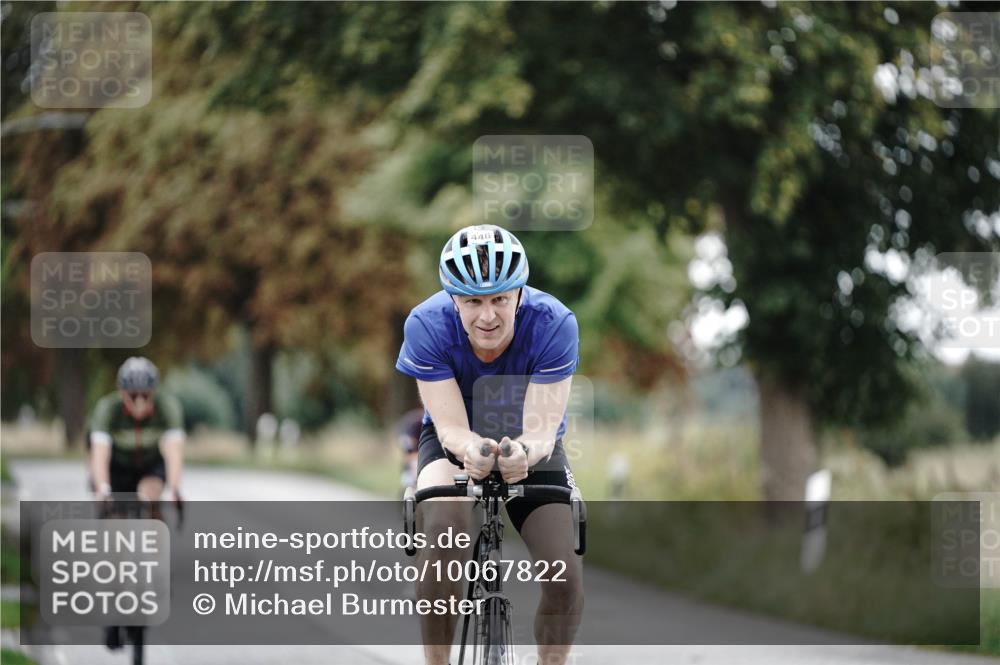 30.08.2026 - Elbe Triathlon Hamburg Michael Burmester http://msf.ph/oto/10067822 30.08.2026 09:25:41 Radfahren 192, 294, 331, 446, 619 meine-sportfotos.de
