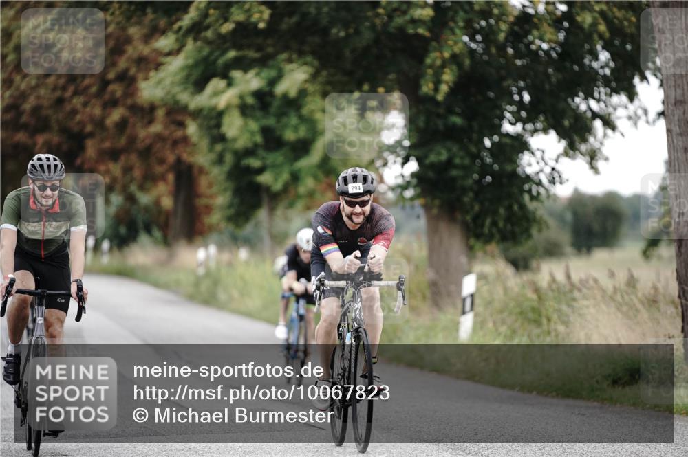 30.08.2026 - Elbe Triathlon Hamburg Michael Burmester http://msf.ph/oto/10067823 30.08.2026 09:25:42 Radfahren 192, 294, 331, 446, 619 meine-sportfotos.de