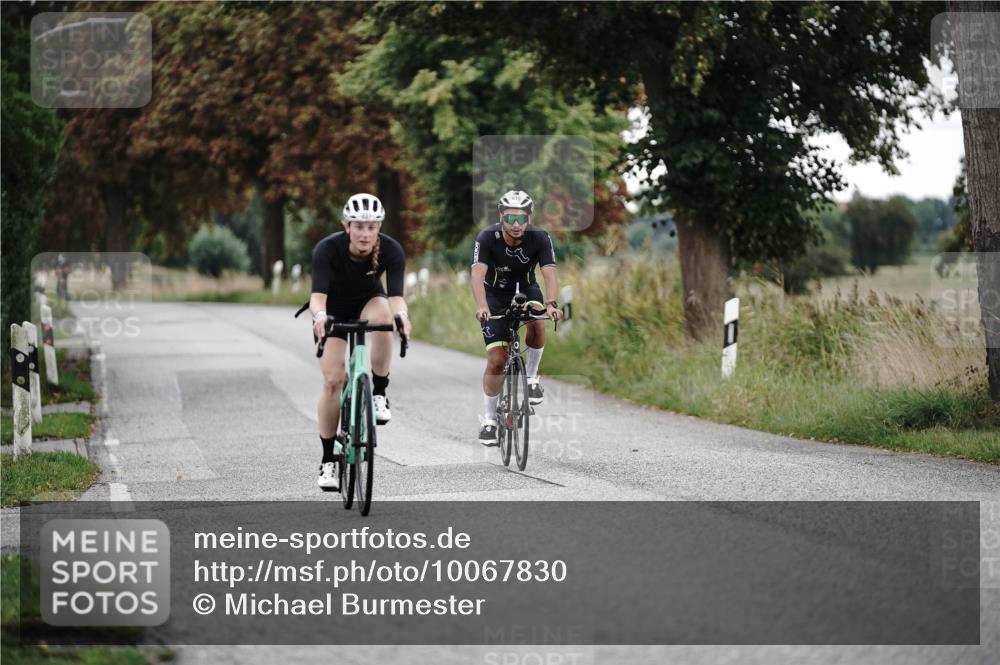 30.08.2026 - Elbe Triathlon Hamburg Michael Burmester http://msf.ph/oto/10067830 30.08.2026 09:25:45 Radfahren 192, 294, 331, 619 meine-sportfotos.de