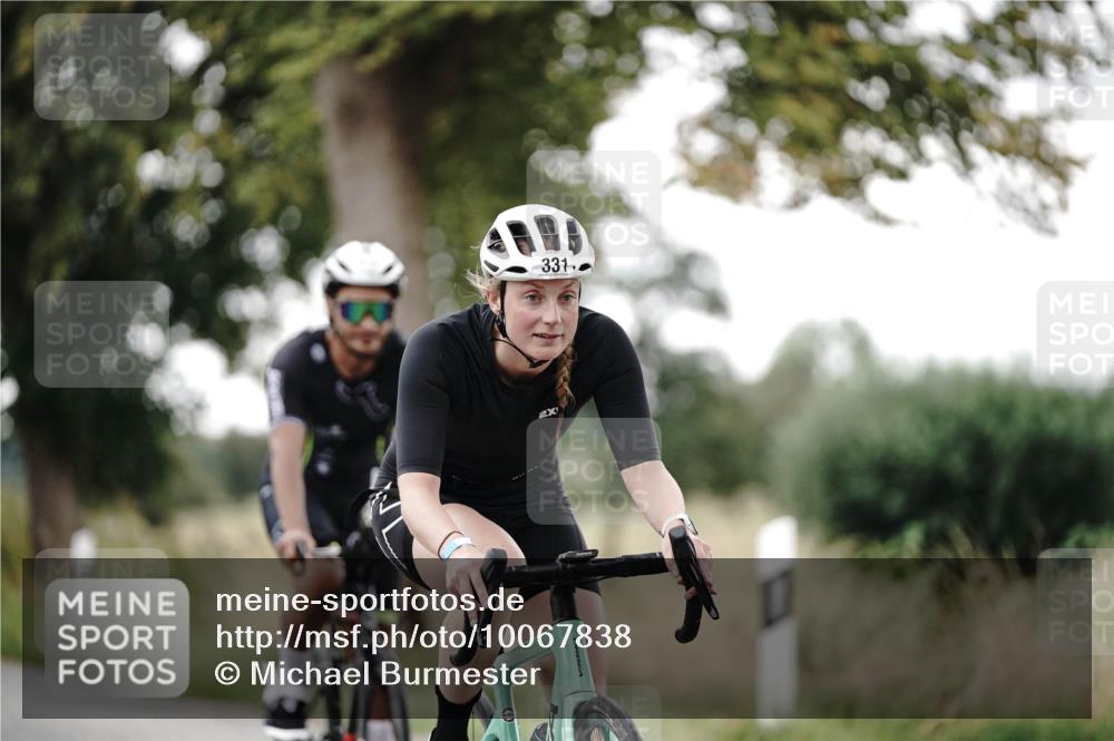 30.08.2026 - Elbe Triathlon Hamburg Michael Burmester http://msf.ph/oto/10067838 30.08.2026 09:25:46 Radfahren 192, 331, 619 meine-sportfotos.de