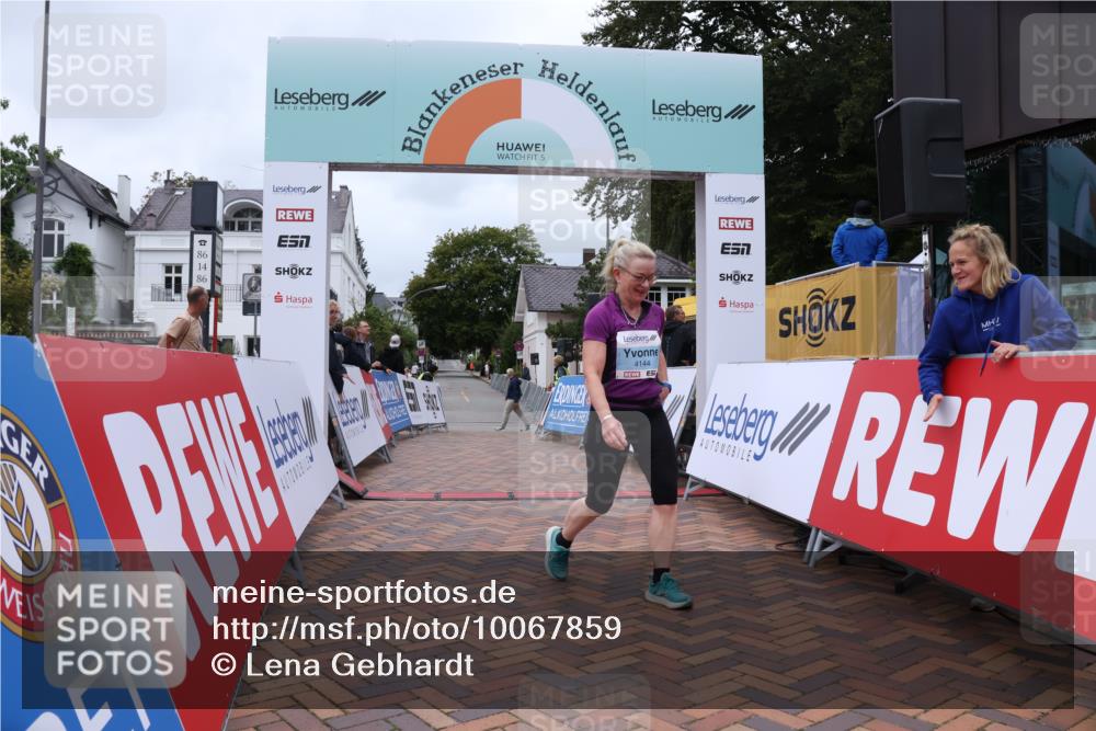 30.08.2026 - Blankeneser Heldenlauf Lena Gebhardt http://msf.ph/oto/10067859 30.08.2026 13:15:09 Ziel 4144 meine-sportfotos.de