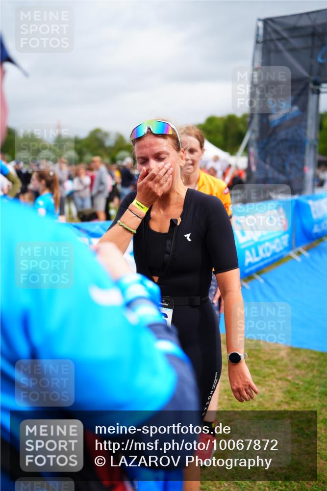 30.08.2026 - Elbe Triathlon Hamburg LAZAROV Photography http://msf.ph/oto/10067872 30.08.2026 12:25:44 Ziel  meine-sportfotos.de