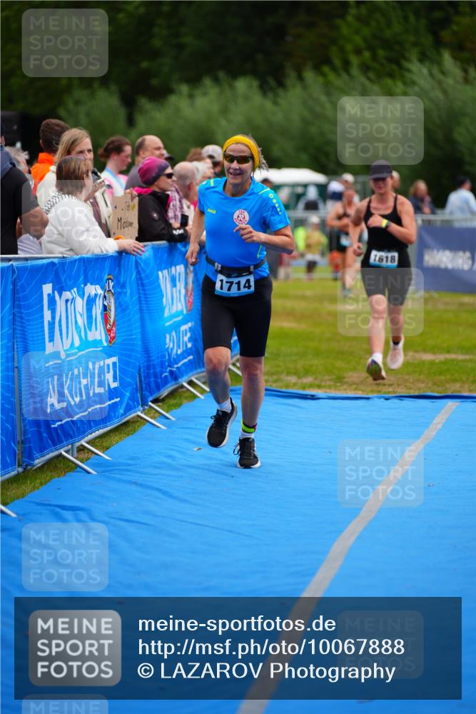 30.08.2026 - Elbe Triathlon Hamburg LAZAROV Photography http://msf.ph/oto/10067888 30.08.2026 12:25:59 Ziel 1618, 1714 meine-sportfotos.de