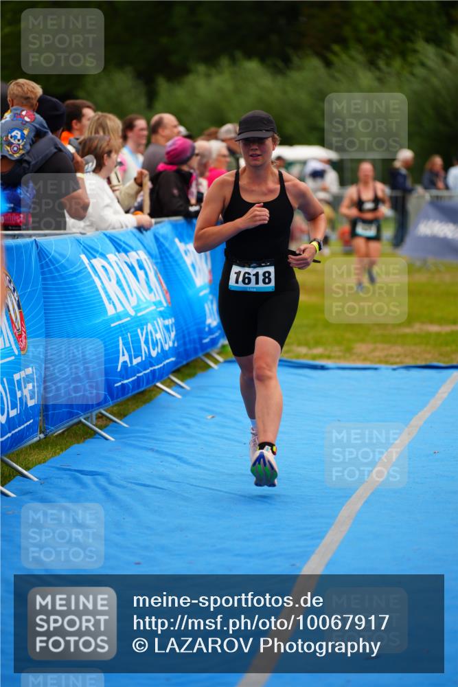 30.08.2026 - Elbe Triathlon Hamburg LAZAROV Photography http://msf.ph/oto/10067917 30.08.2026 12:26:01 Ziel 1618, 1714 meine-sportfotos.de
