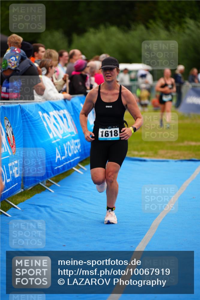 30.08.2026 - Elbe Triathlon Hamburg LAZAROV Photography http://msf.ph/oto/10067919 30.08.2026 12:26:01 Ziel 1618, 1714 meine-sportfotos.de