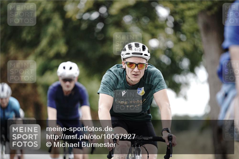 30.08.2026 - Elbe Triathlon Hamburg Michael Burmester http://msf.ph/oto/10067927 30.08.2026 09:26:30 Radfahren 201, 264, 347, 351, 423, 506, 611, 756 meine-sportfotos.de