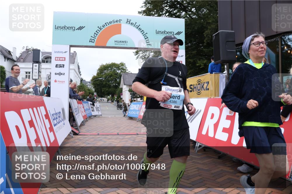 30.08.2026 - Blankeneser Heldenlauf Lena Gebhardt http://msf.ph/oto/10067948 30.08.2026 13:22:53 Ziel 4386 meine-sportfotos.de