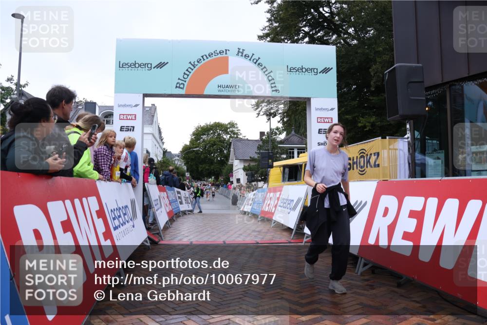 30.08.2026 - Blankeneser Heldenlauf Lena Gebhardt http://msf.ph/oto/10067977 30.08.2026 10:00:20 Ziel 1678 meine-sportfotos.de