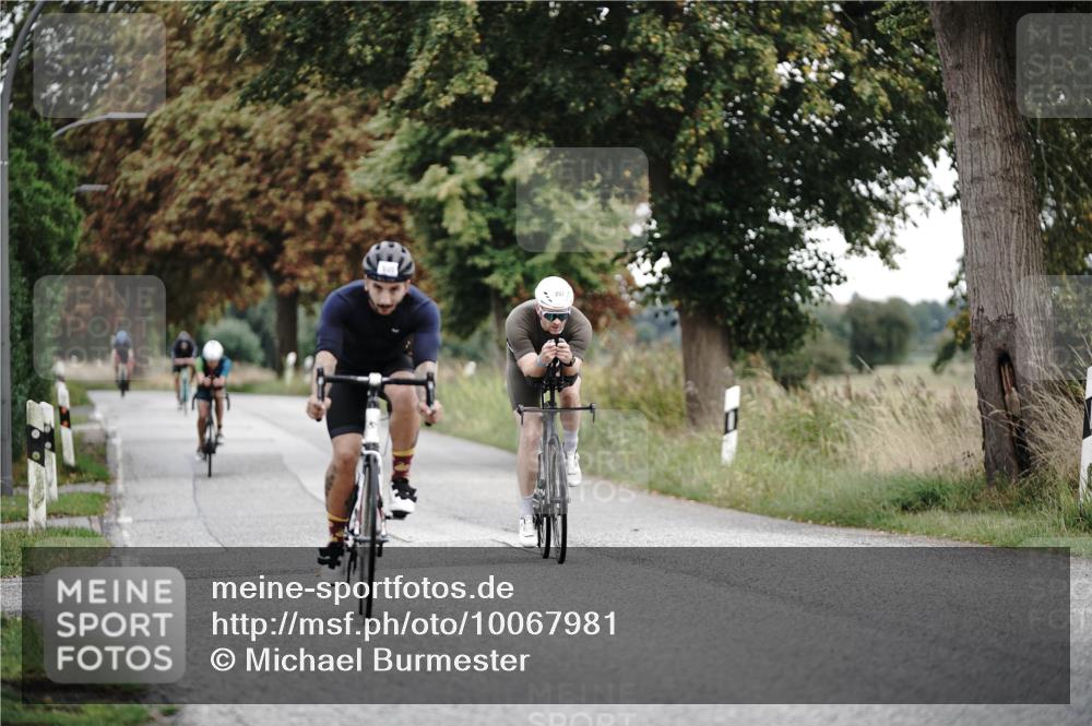 30.08.2026 - Elbe Triathlon Hamburg Michael Burmester http://msf.ph/oto/10067981 30.08.2026 09:27:05 Radfahren 202, 245, 251, 287, 635 meine-sportfotos.de