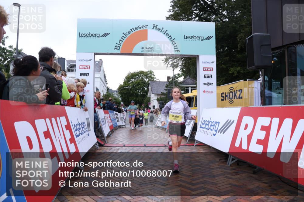 30.08.2026 - Blankeneser Heldenlauf Lena Gebhardt http://msf.ph/oto/10068007 30.08.2026 10:00:31 Ziel 1074, 1434 meine-sportfotos.de
