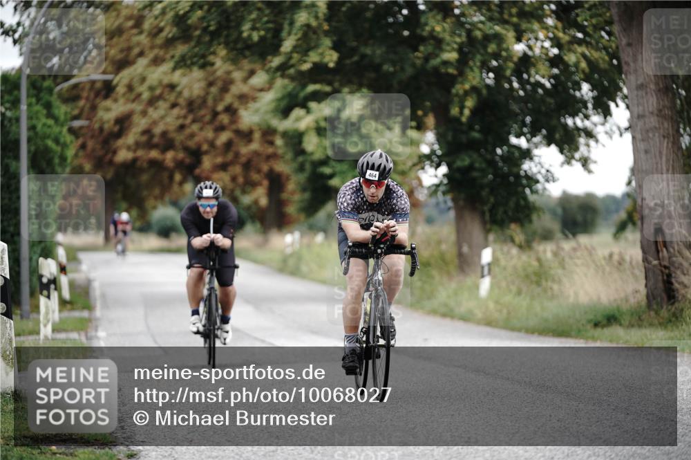 30.08.2026 - Elbe Triathlon Hamburg Michael Burmester http://msf.ph/oto/10068027 30.08.2026 09:27:30 Radfahren 325, 464, 526, 556, 665 meine-sportfotos.de