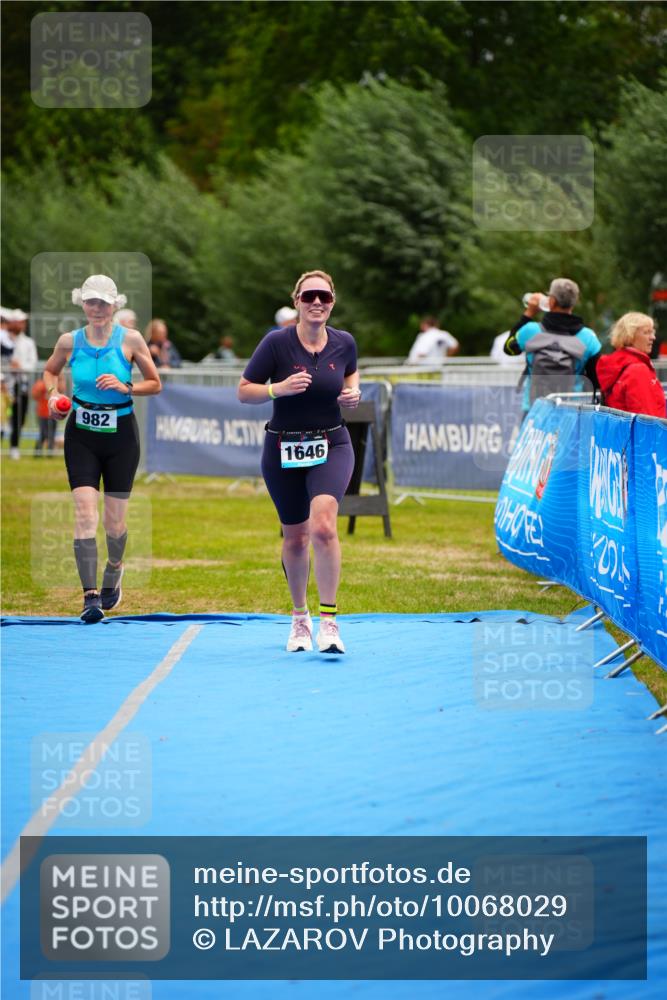30.08.2026 - Elbe Triathlon Hamburg LAZAROV Photography http://msf.ph/oto/10068029 30.08.2026 12:26:34 Ziel 982, 1646 meine-sportfotos.de