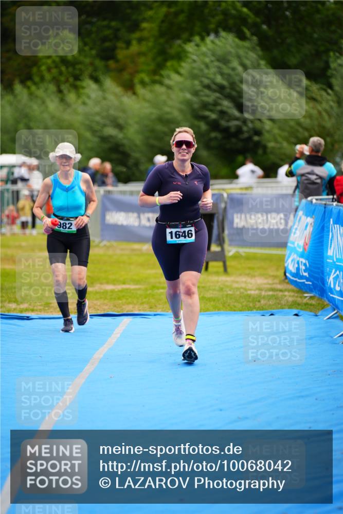 30.08.2026 - Elbe Triathlon Hamburg LAZAROV Photography http://msf.ph/oto/10068042 30.08.2026 12:26:35 Ziel 982, 1646 meine-sportfotos.de