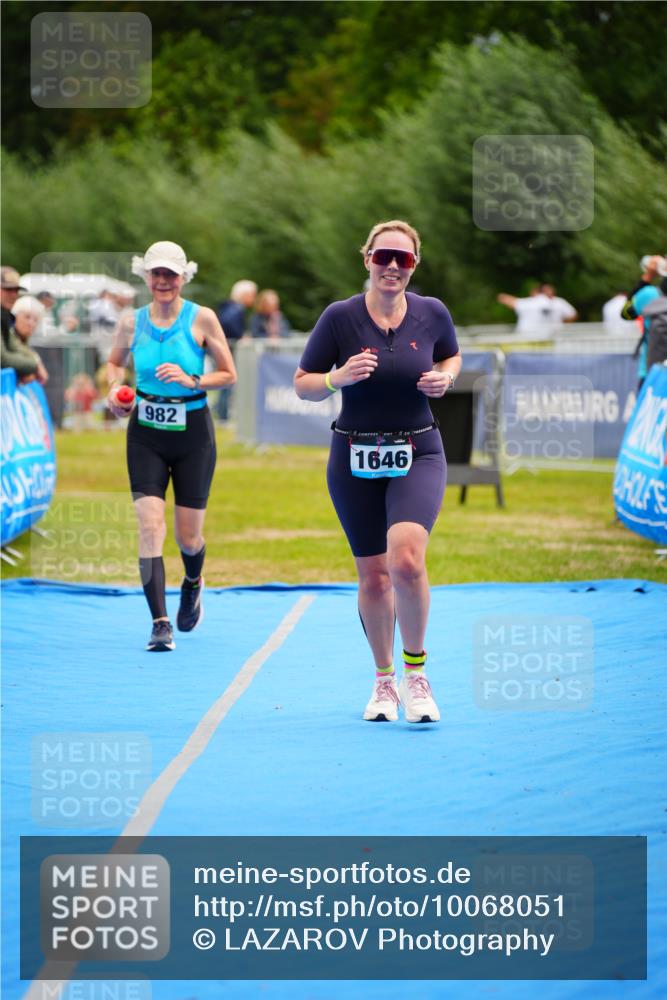 30.08.2026 - Elbe Triathlon Hamburg LAZAROV Photography http://msf.ph/oto/10068051 30.08.2026 12:26:35 Ziel 982, 1646 meine-sportfotos.de