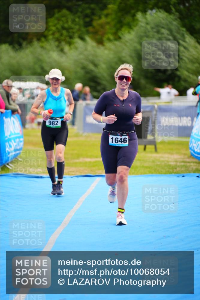 30.08.2026 - Elbe Triathlon Hamburg LAZAROV Photography http://msf.ph/oto/10068054 30.08.2026 12:26:35 Ziel 982, 1646 meine-sportfotos.de