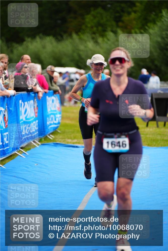 30.08.2026 - Elbe Triathlon Hamburg LAZAROV Photography http://msf.ph/oto/10068070 30.08.2026 12:26:37 Ziel 982, 1646 meine-sportfotos.de