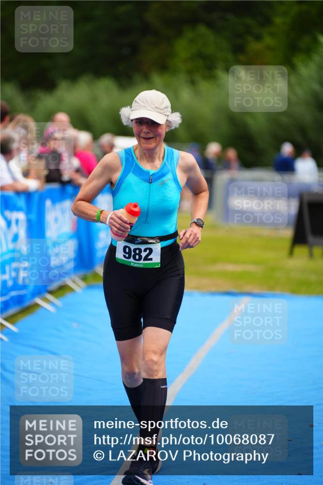 30.08.2026 - Elbe Triathlon Hamburg LAZAROV Photography http://msf.ph/oto/10068087 30.08.2026 12:26:39 Ziel 982, 1646 meine-sportfotos.de