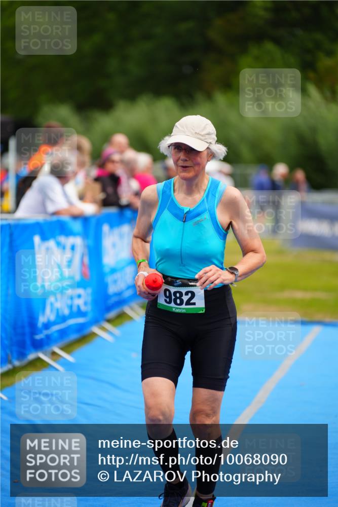 30.08.2026 - Elbe Triathlon Hamburg LAZAROV Photography http://msf.ph/oto/10068090 30.08.2026 12:26:39 Ziel 982, 1646 meine-sportfotos.de