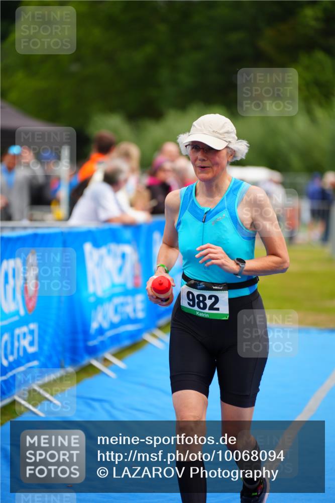 30.08.2026 - Elbe Triathlon Hamburg LAZAROV Photography http://msf.ph/oto/10068094 30.08.2026 12:26:39 Ziel 982, 1646 meine-sportfotos.de