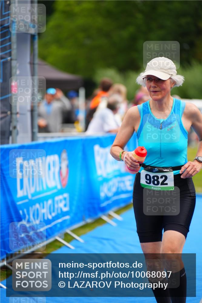 30.08.2026 - Elbe Triathlon Hamburg LAZAROV Photography http://msf.ph/oto/10068097 30.08.2026 12:26:40 Ziel 982, 1646 meine-sportfotos.de