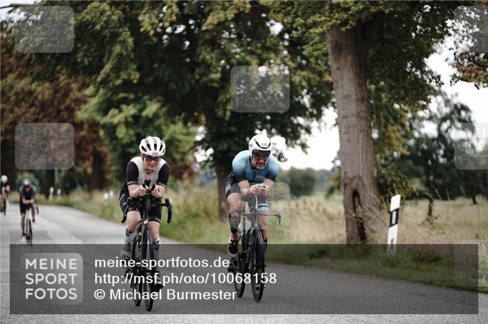 30.08.2026 - Elbe Triathlon Hamburg Michael Burmester http://msf.ph/oto/10068158 30.08.2026 09:28:57 Radfahren 212, 380, 394, 445, 459, 636 meine-sportfotos.de