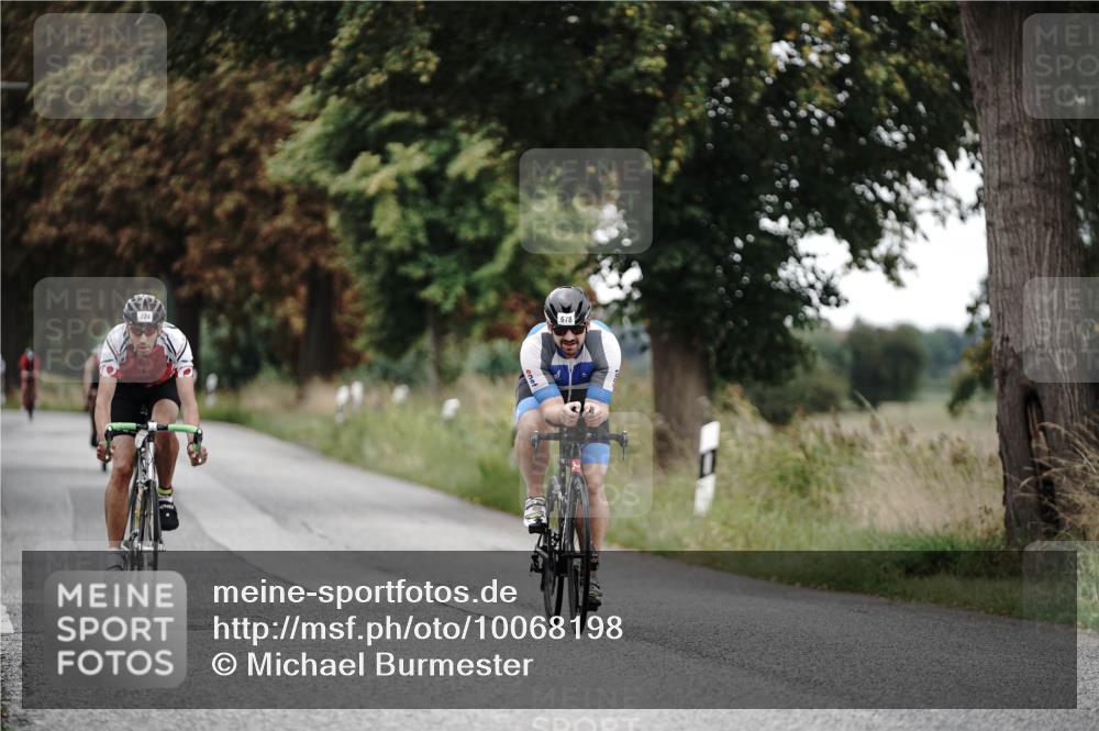 30.08.2026 - Elbe Triathlon Hamburg Michael Burmester http://msf.ph/oto/10068198 30.08.2026 09:29:16 Radfahren 249, 284, 678, 724 meine-sportfotos.de
