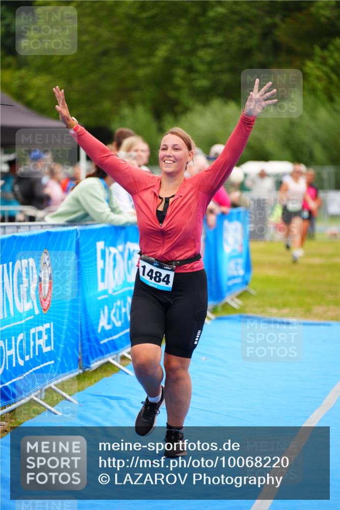 30.08.2026 - Elbe Triathlon Hamburg LAZAROV Photography http://msf.ph/oto/10068220 30.08.2026 12:27:11 Ziel 904, 1484 meine-sportfotos.de