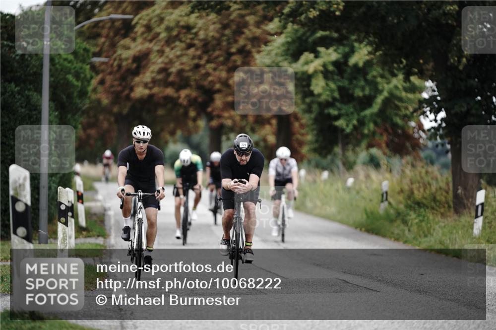 30.08.2026 - Elbe Triathlon Hamburg Michael Burmester http://msf.ph/oto/10068222 30.08.2026 09:29:31 Radfahren 268, 393, 395, 430, 532, 722, 750 meine-sportfotos.de