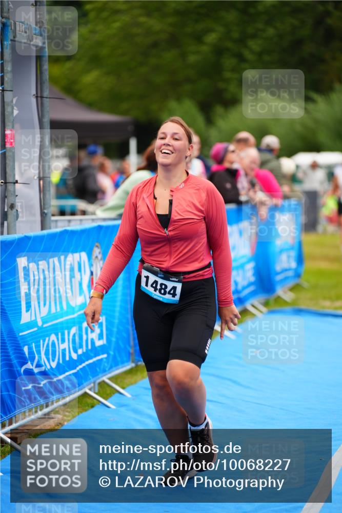 30.08.2026 - Elbe Triathlon Hamburg LAZAROV Photography http://msf.ph/oto/10068227 30.08.2026 12:27:11 Ziel 904, 1484 meine-sportfotos.de
