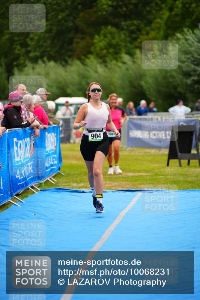 30.08.2026 - Elbe Triathlon Hamburg LAZAROV Photography http://msf.ph/oto/10068231 30.08.2026 12:27:15 Ziel 904, 1697 meine-sportfotos.de