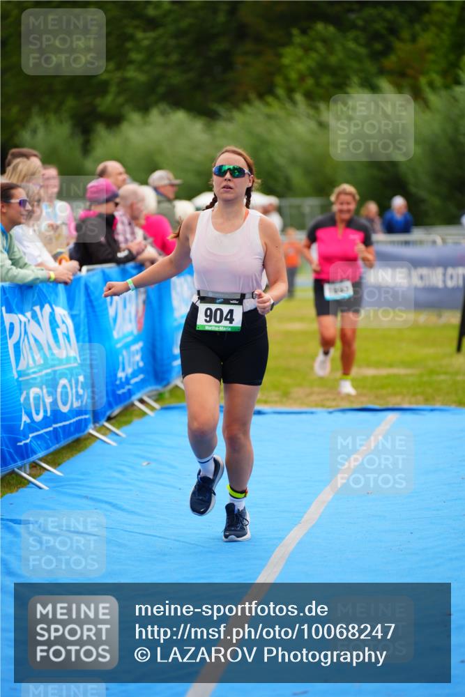 30.08.2026 - Elbe Triathlon Hamburg LAZAROV Photography http://msf.ph/oto/10068247 30.08.2026 12:27:16 Ziel 904, 1697 meine-sportfotos.de