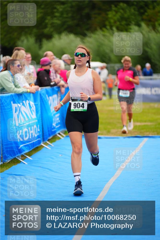 30.08.2026 - Elbe Triathlon Hamburg LAZAROV Photography http://msf.ph/oto/10068250 30.08.2026 12:27:17 Ziel 904, 1697 meine-sportfotos.de
