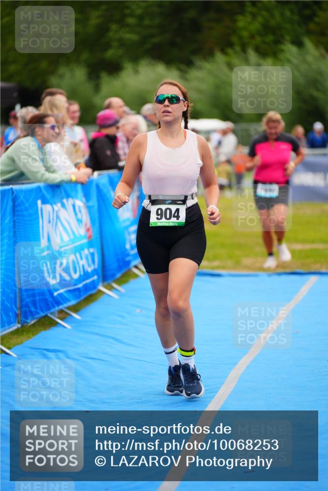 30.08.2026 - Elbe Triathlon Hamburg LAZAROV Photography http://msf.ph/oto/10068253 30.08.2026 12:27:17 Ziel 904, 1697 meine-sportfotos.de